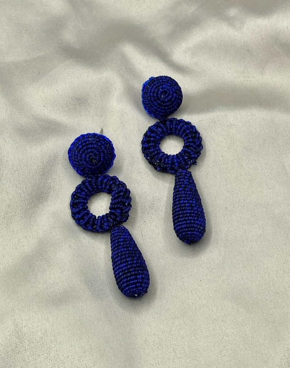 B48